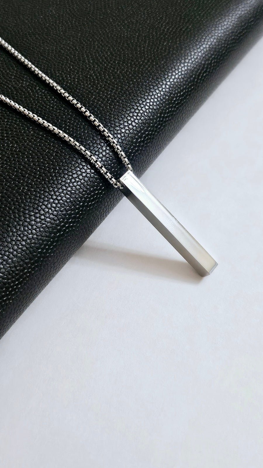Men's Pendant Bar Necklace