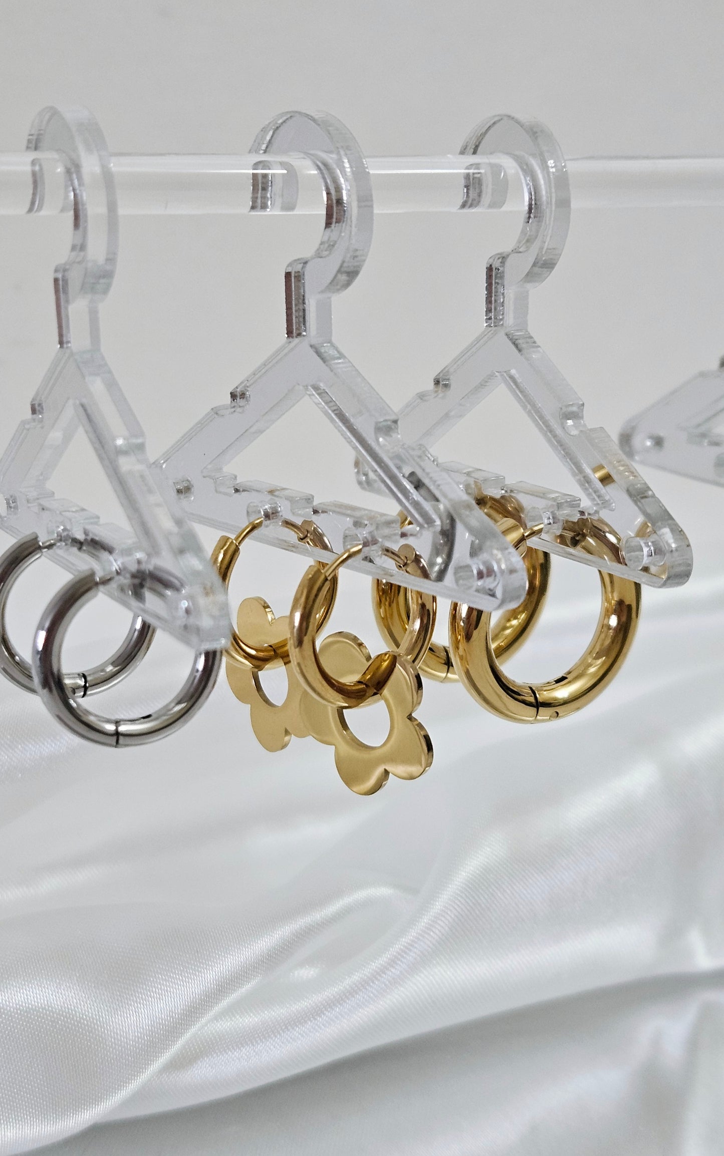 2-in-1 Flora Hoops Earrings