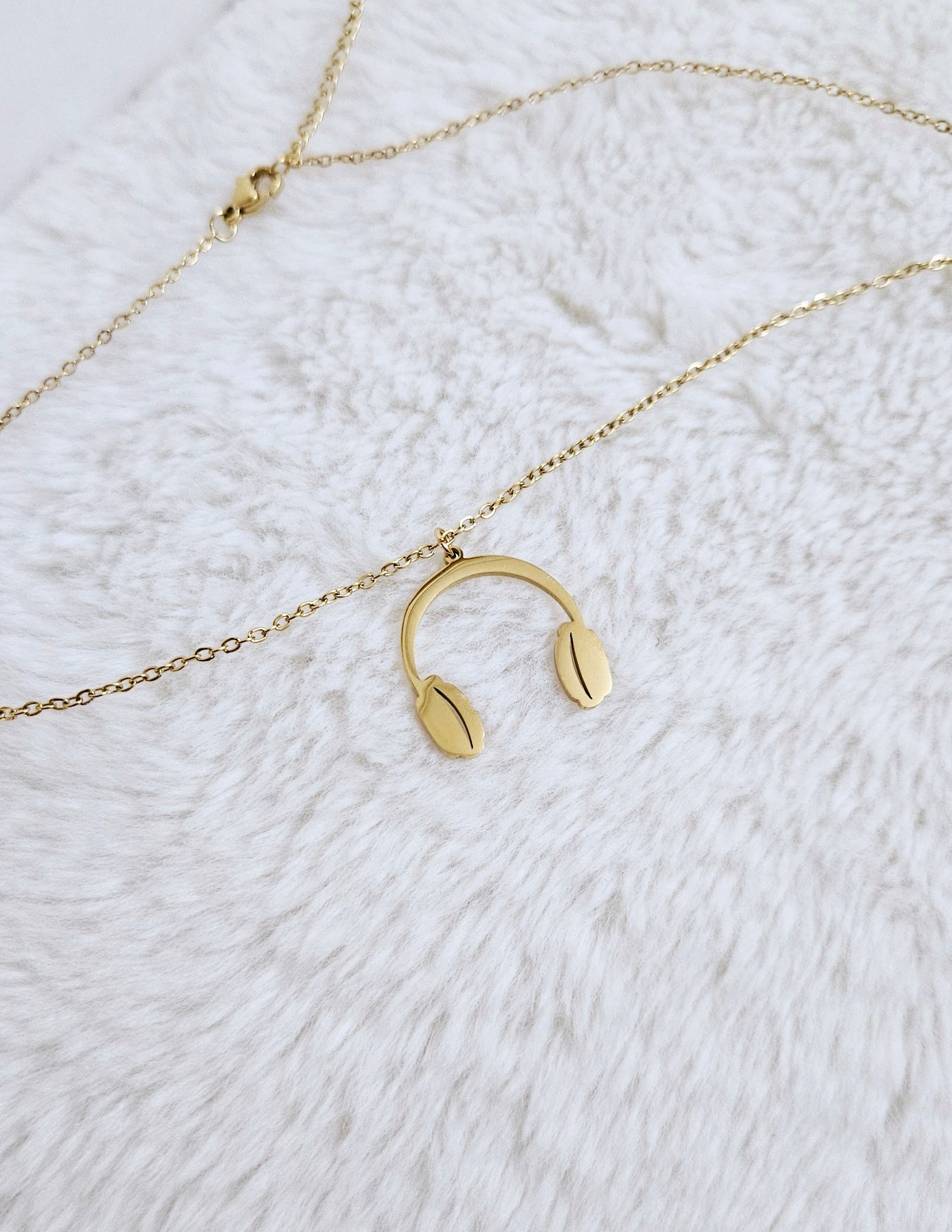 Sweet Sonic Necklace