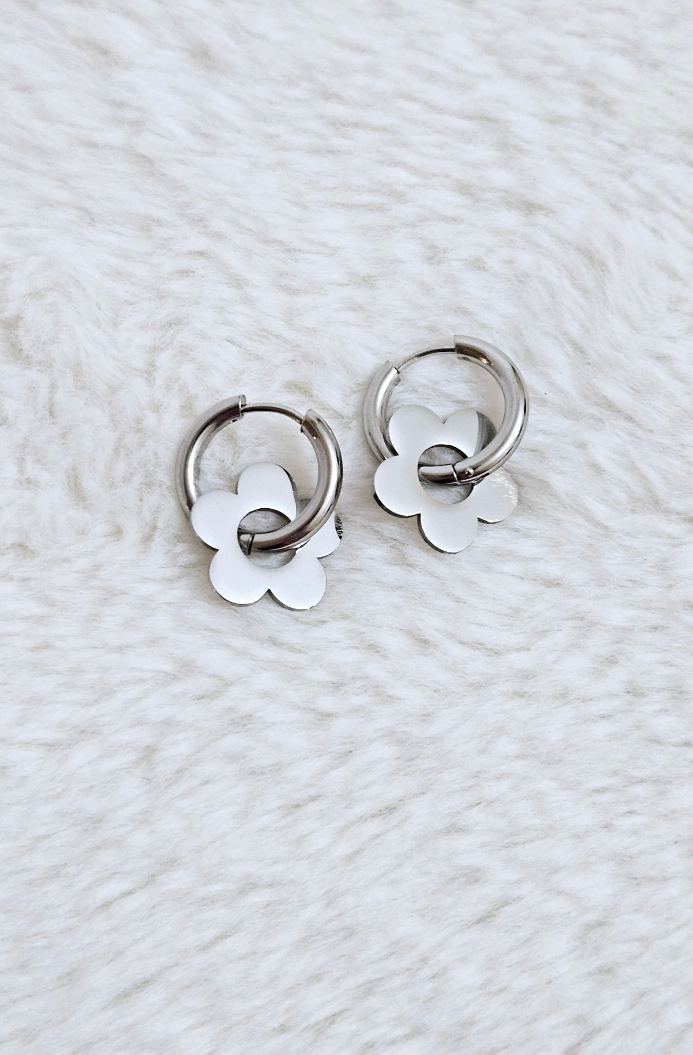 2-in-1 Flora Hoops Earrings