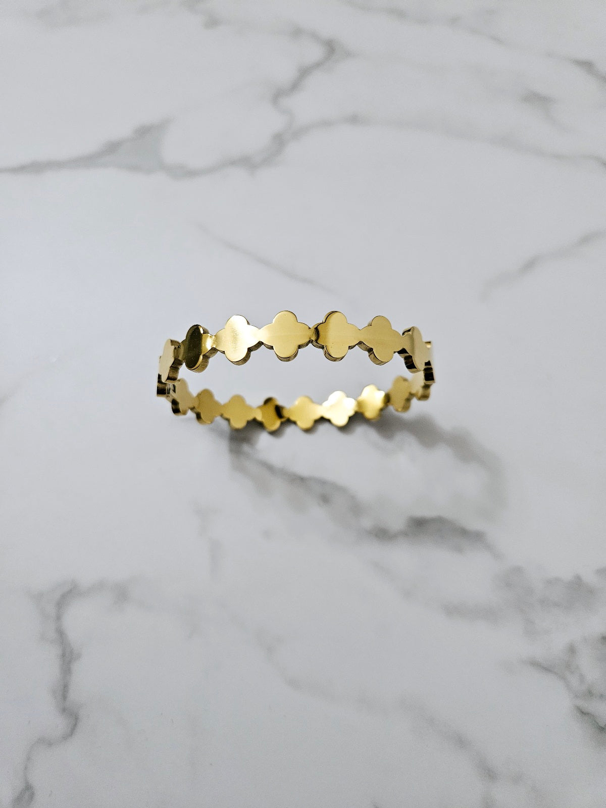 Black & Gold Clover Bangle