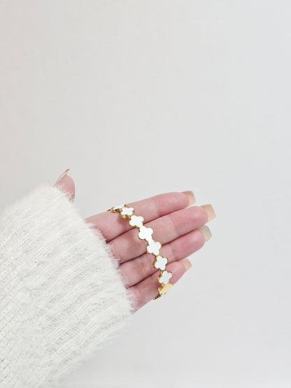 White & Gold Clover Bangle