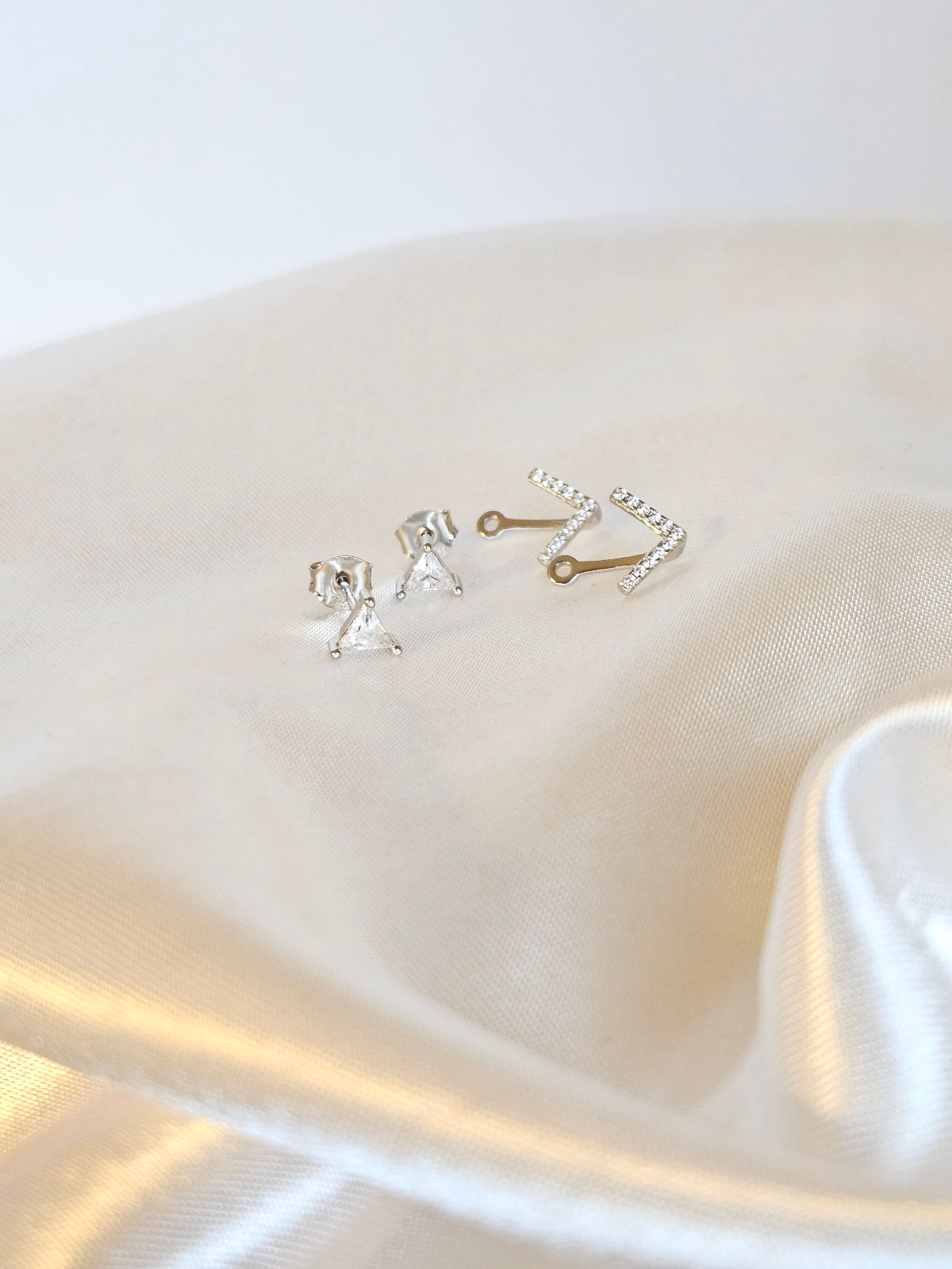 2-in-1 Triangle Crystal & Arrow Earrings