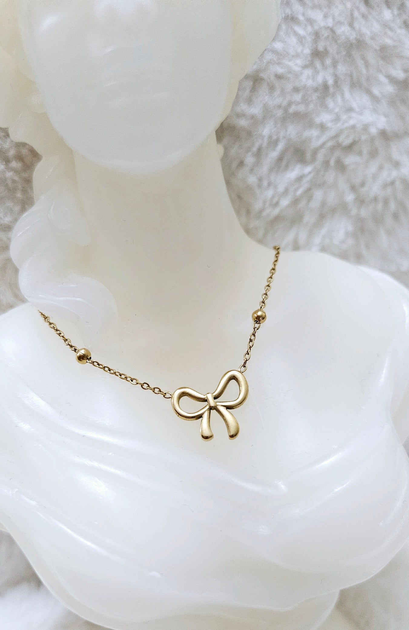 Sweet Ribbon Necklace