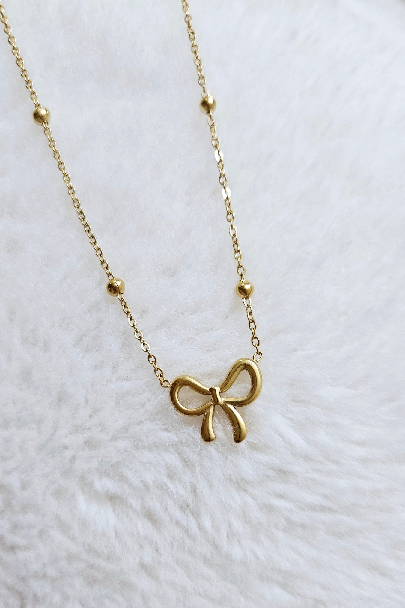 Sweet Ribbon Necklace