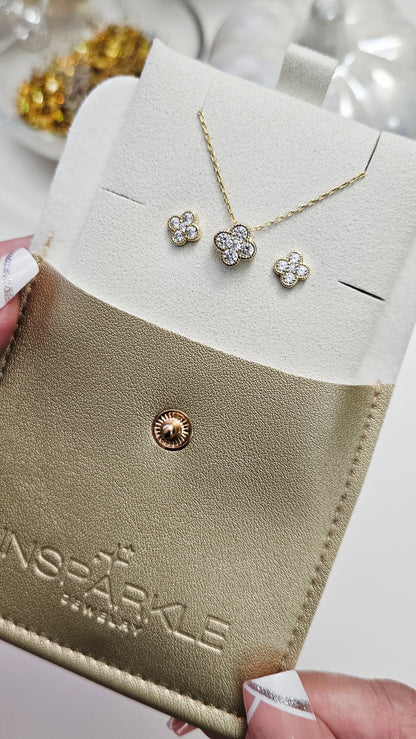 Sparkling Clover Earrings & Necklace Set